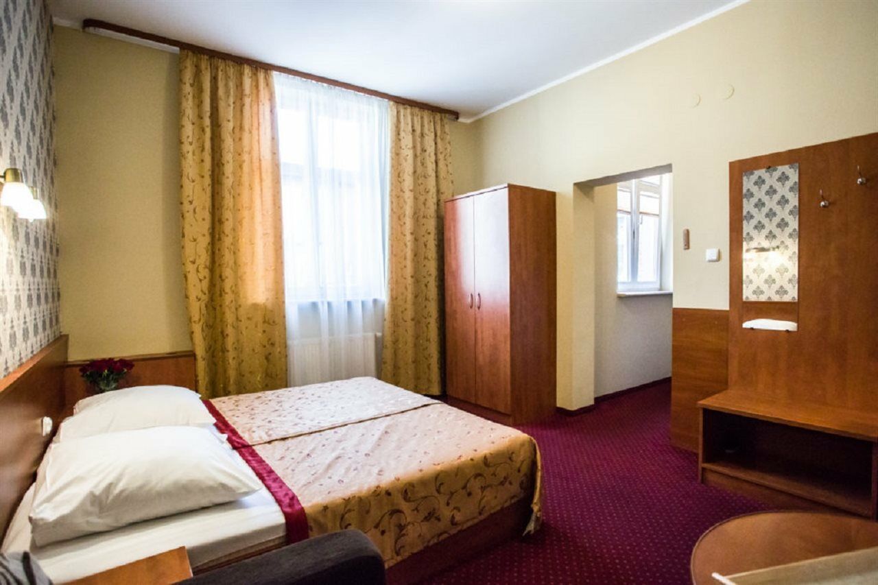 Hotel Maksymilian Cracovia Esterno foto